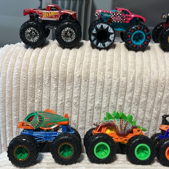 Monster Jam monster trucks, set of 10 - Picture 2 of 5